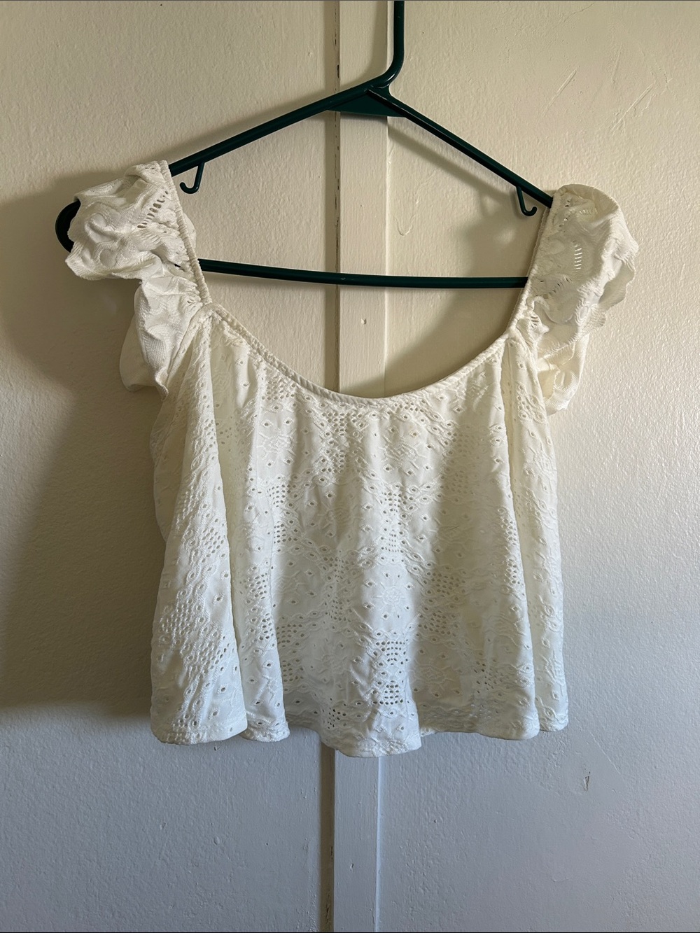 URBAN Romantics White Eyelet Ruffle Strap Tank